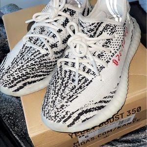 Yeezy zebra